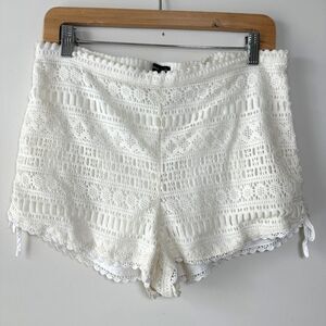 Kendall & Kylie Lace Side Cinch Soft Shorts Size Large Off White Boho Festival